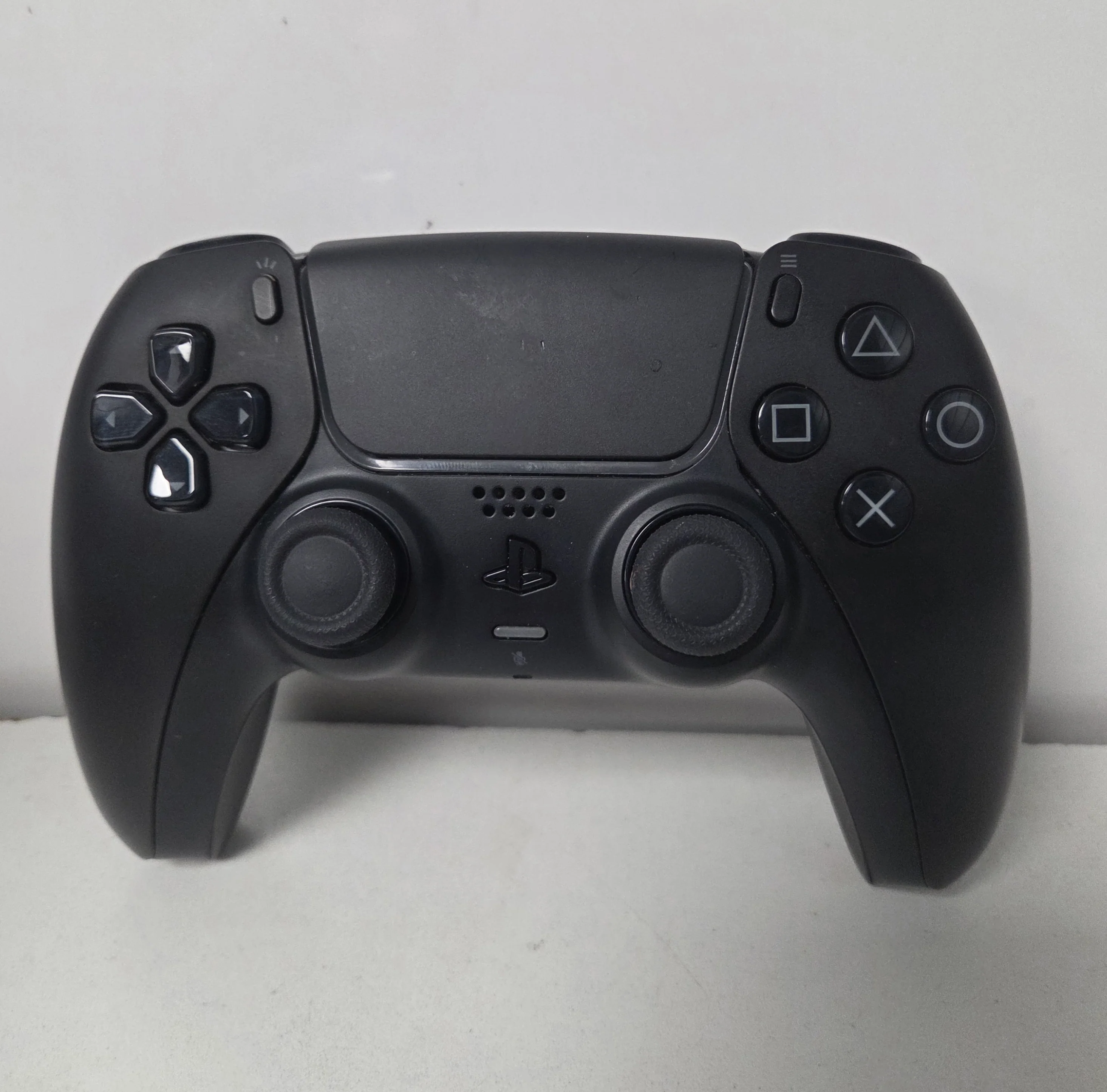 Sony DualSense Wireless Controller (Black) boxed - Image 4