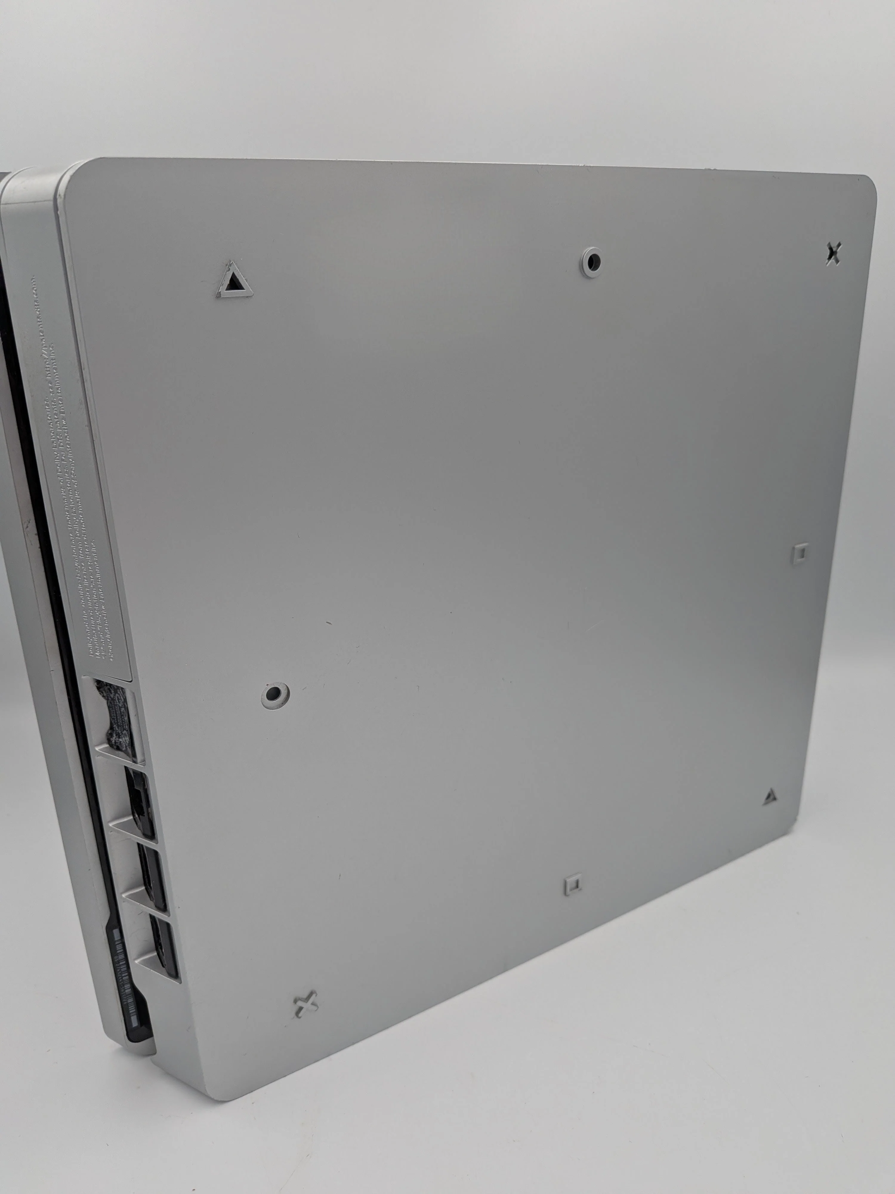 Sony PlayStation 4 500GB Console silver - Image 4