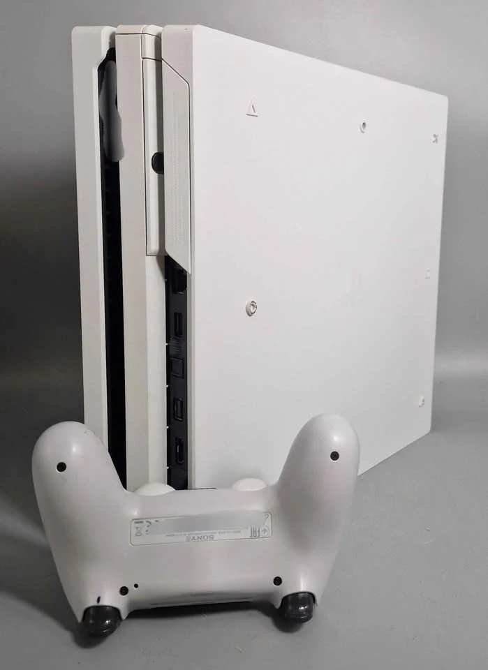 Sony Playstation 4 Pro Console, 1TB Glacier White (No Game/DLC), Boxed - Image 2