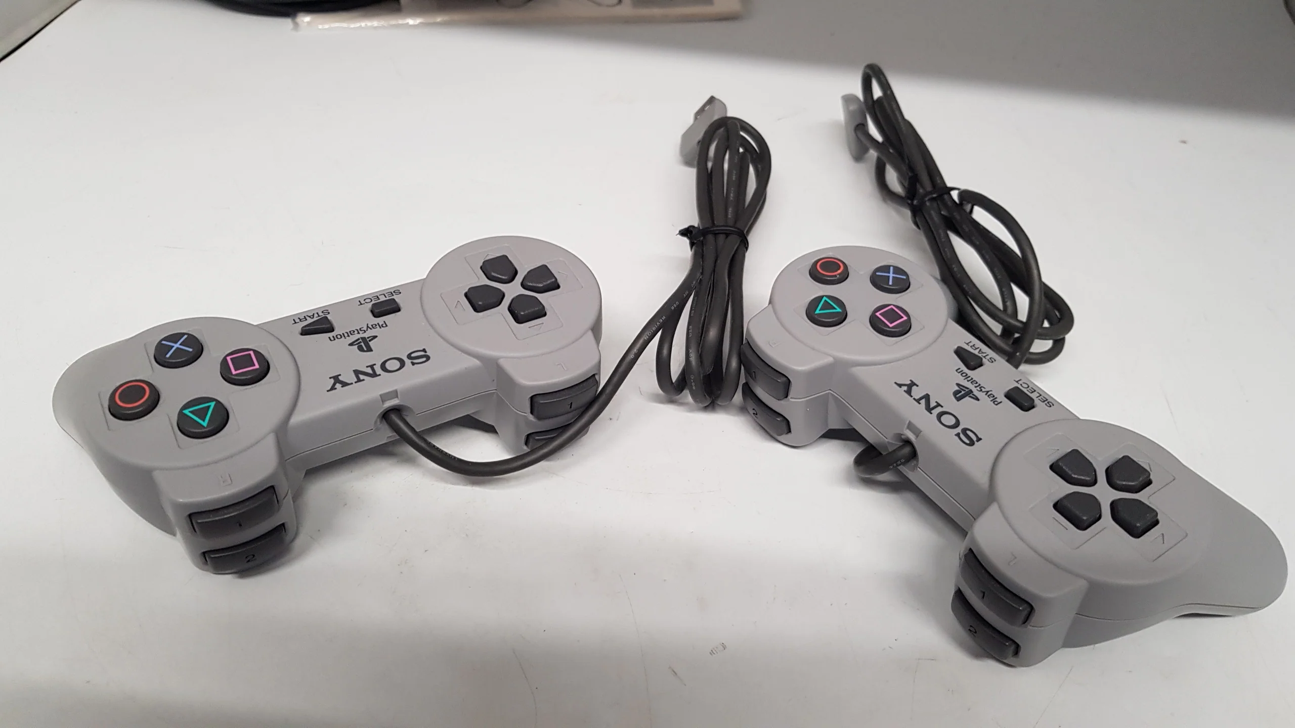 Sony PlayStation Classic Mini Console with 20 Pre Loaded Games - Image 4
