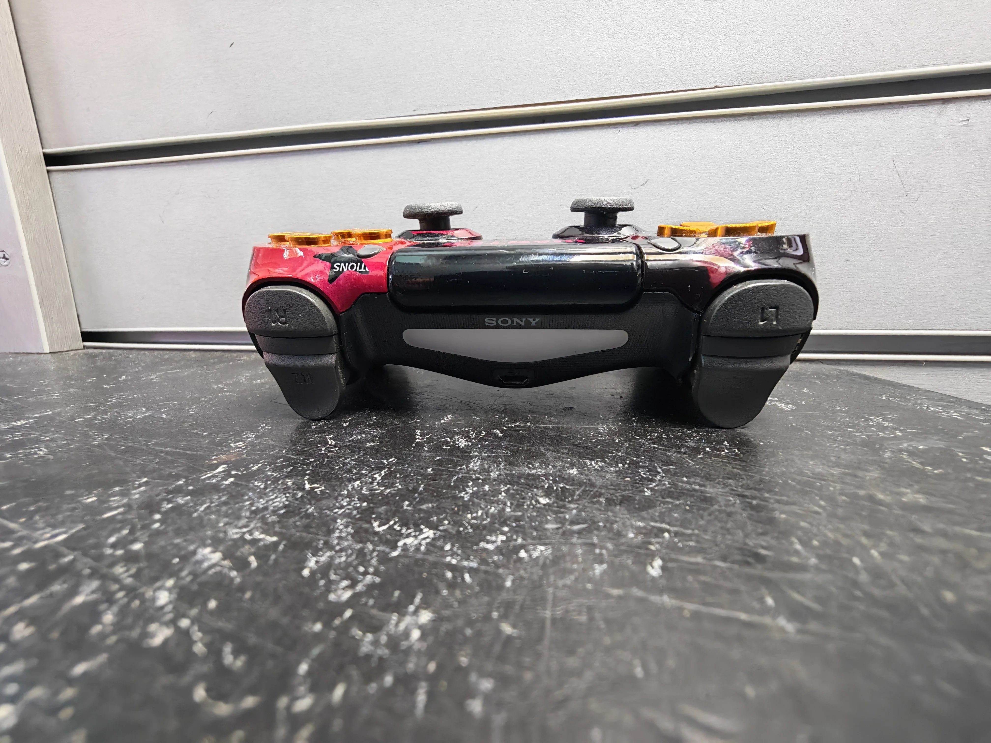 Sony PlayStation DualShock 4 Custom Read Dead Redemption Controller - Image 3