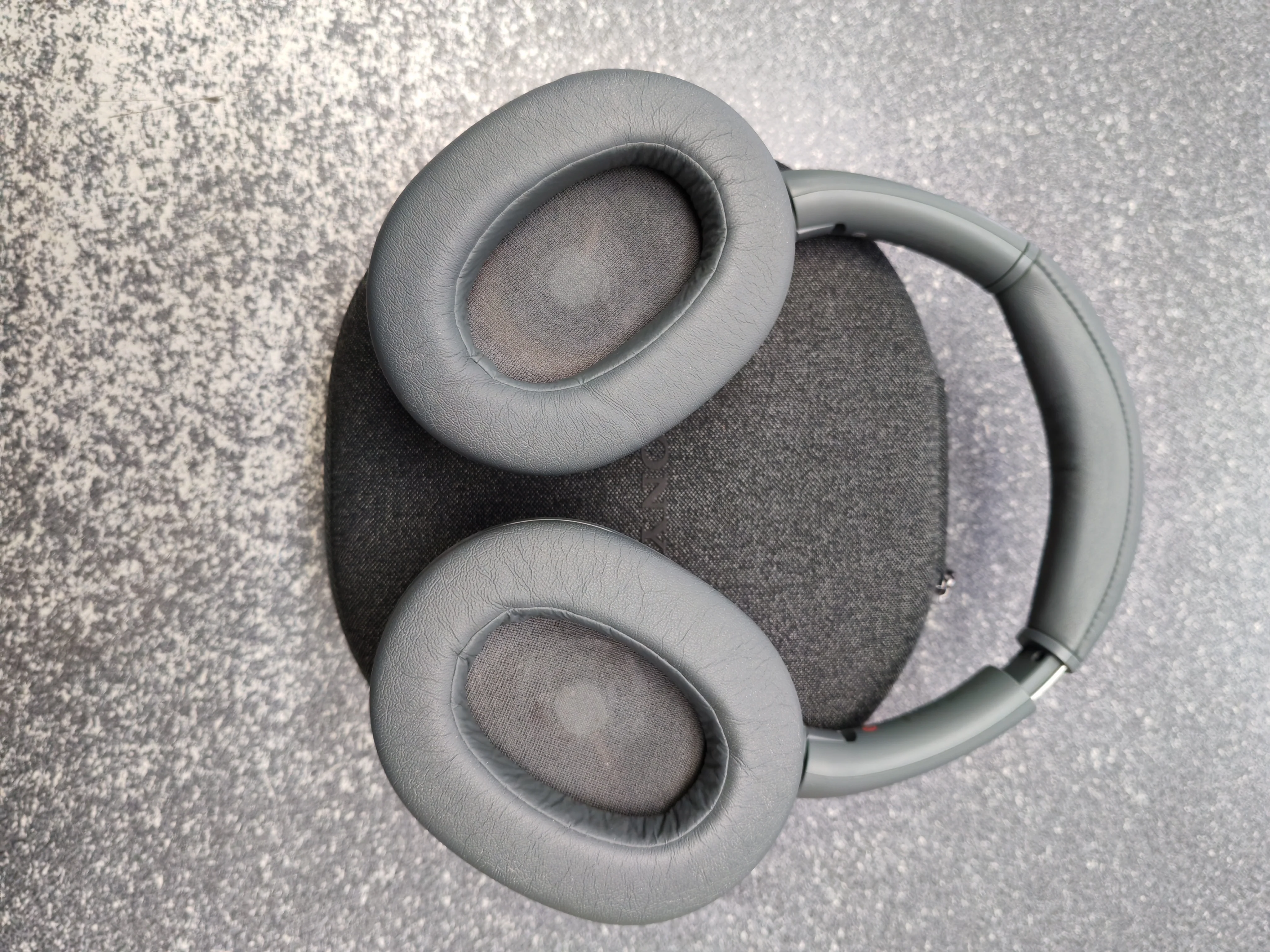 Sony YY2981 Grey Headphones - Image 4