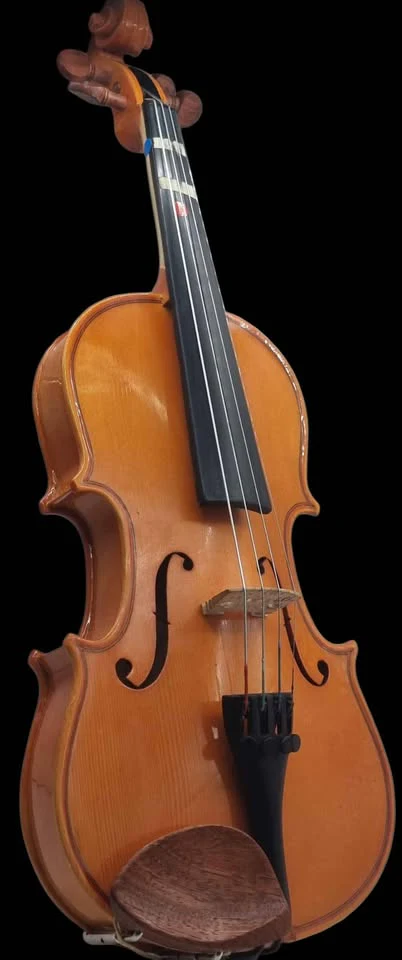 Stentor Student Violin 1 - Brown - Includes Carry Case & Bow - Image 4