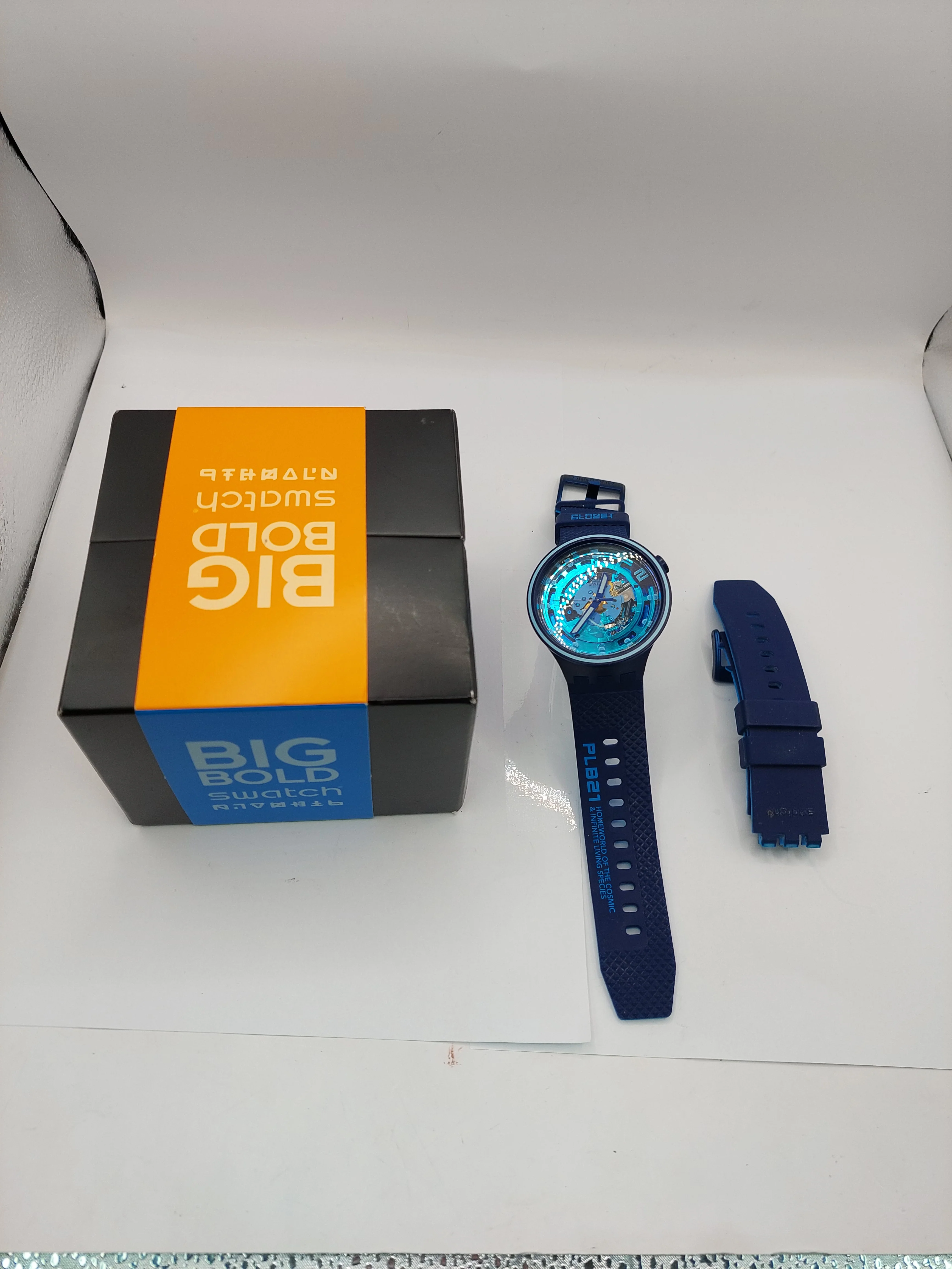 Swatch SR1130SW Blue Quartz Watch Boxed - Image 4