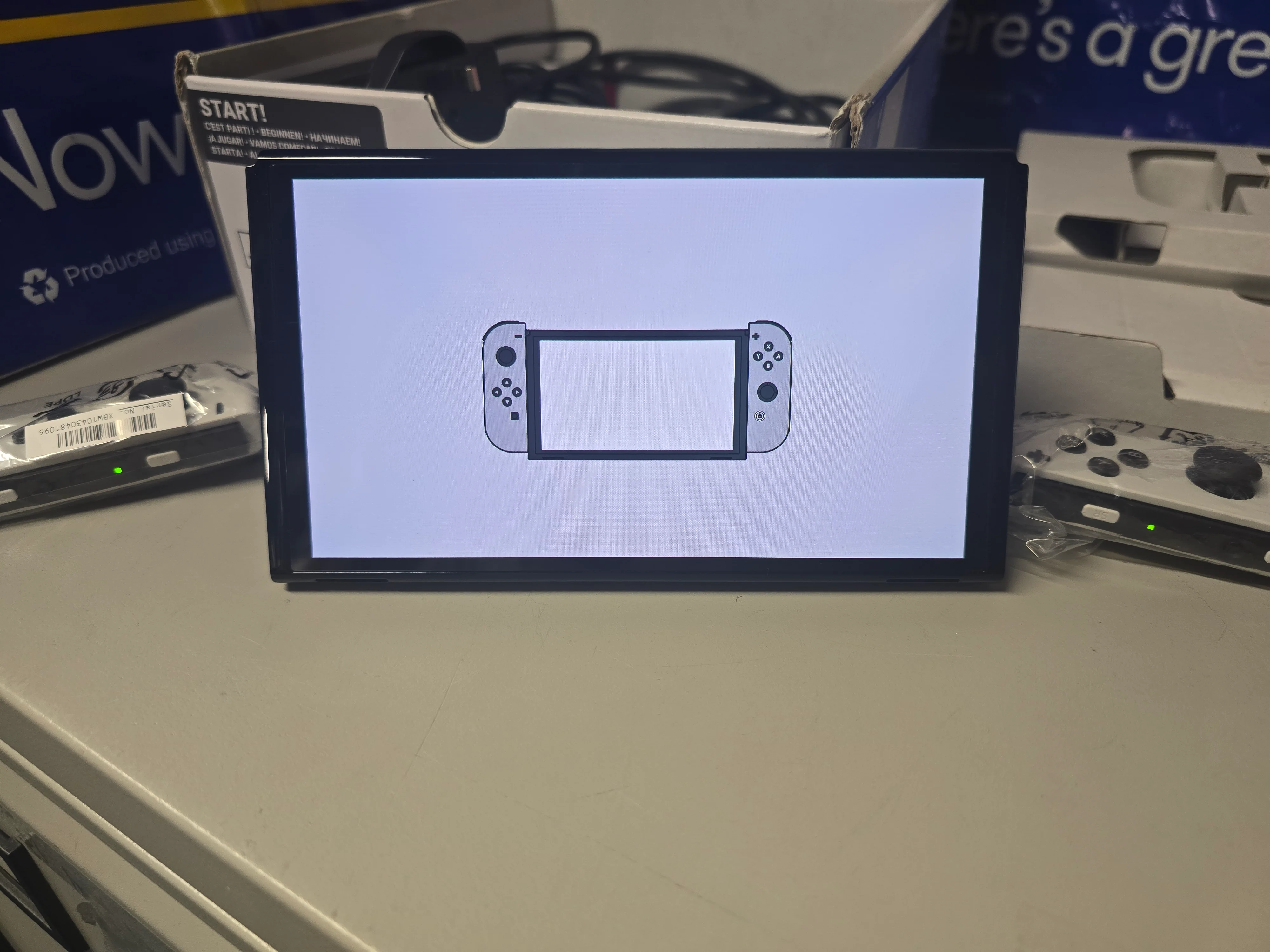 Switch Console, 64GB OLED + White Joy-Con, Boxed - Image 4