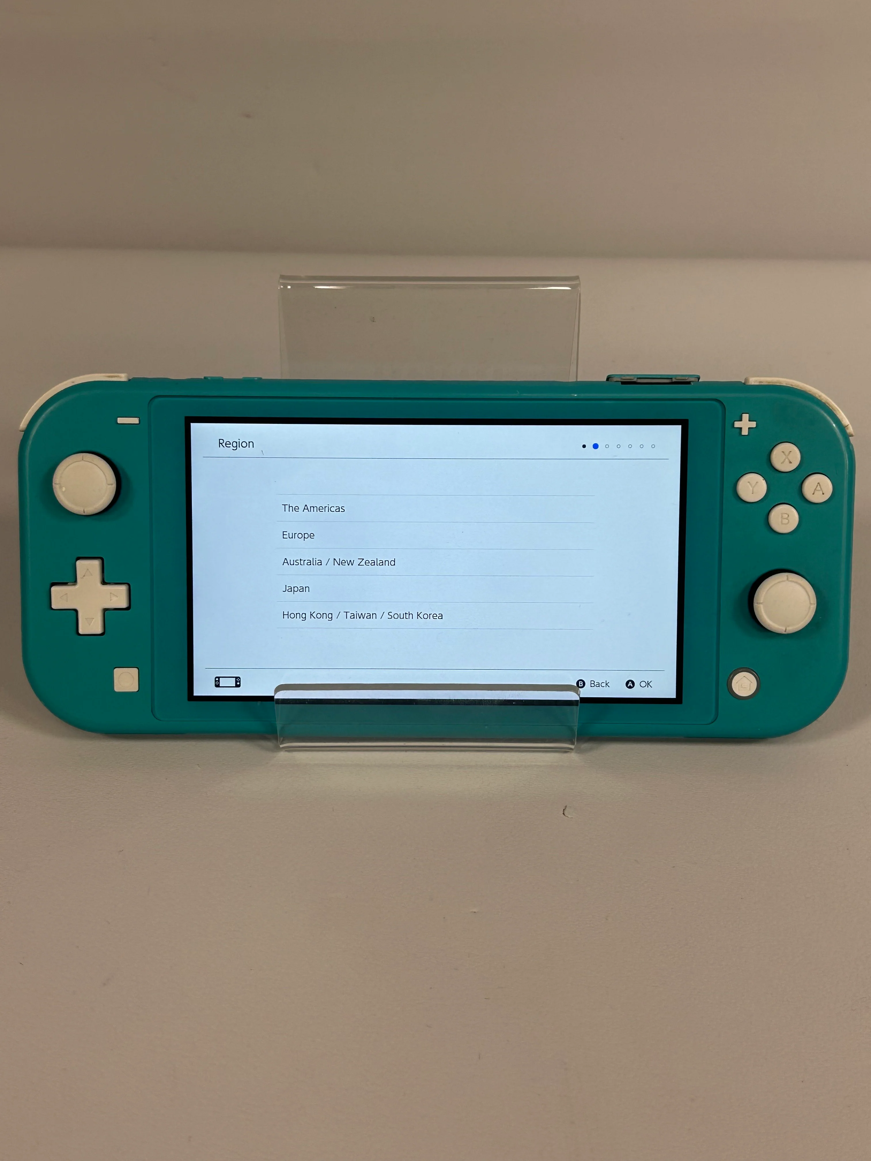 Switch Lite 32GB Blue *SLIGHT FAULT* - Image 2