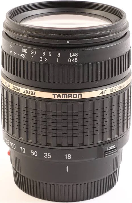 Tamron 18-200mm f3.5-6.3 Nikon lens