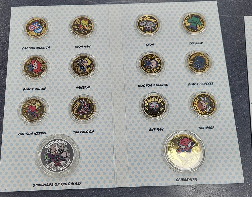 The multiverse of marvel Brand new commemorative coin set, limited edition set 0117/9999 - Image 2