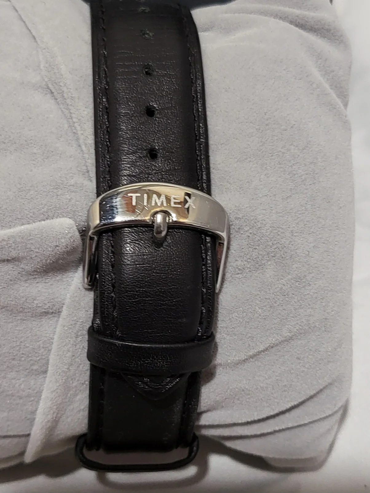 **SALE** Timex Gents Waterbury Leather Strap Watch TW2U88400 - Image 2