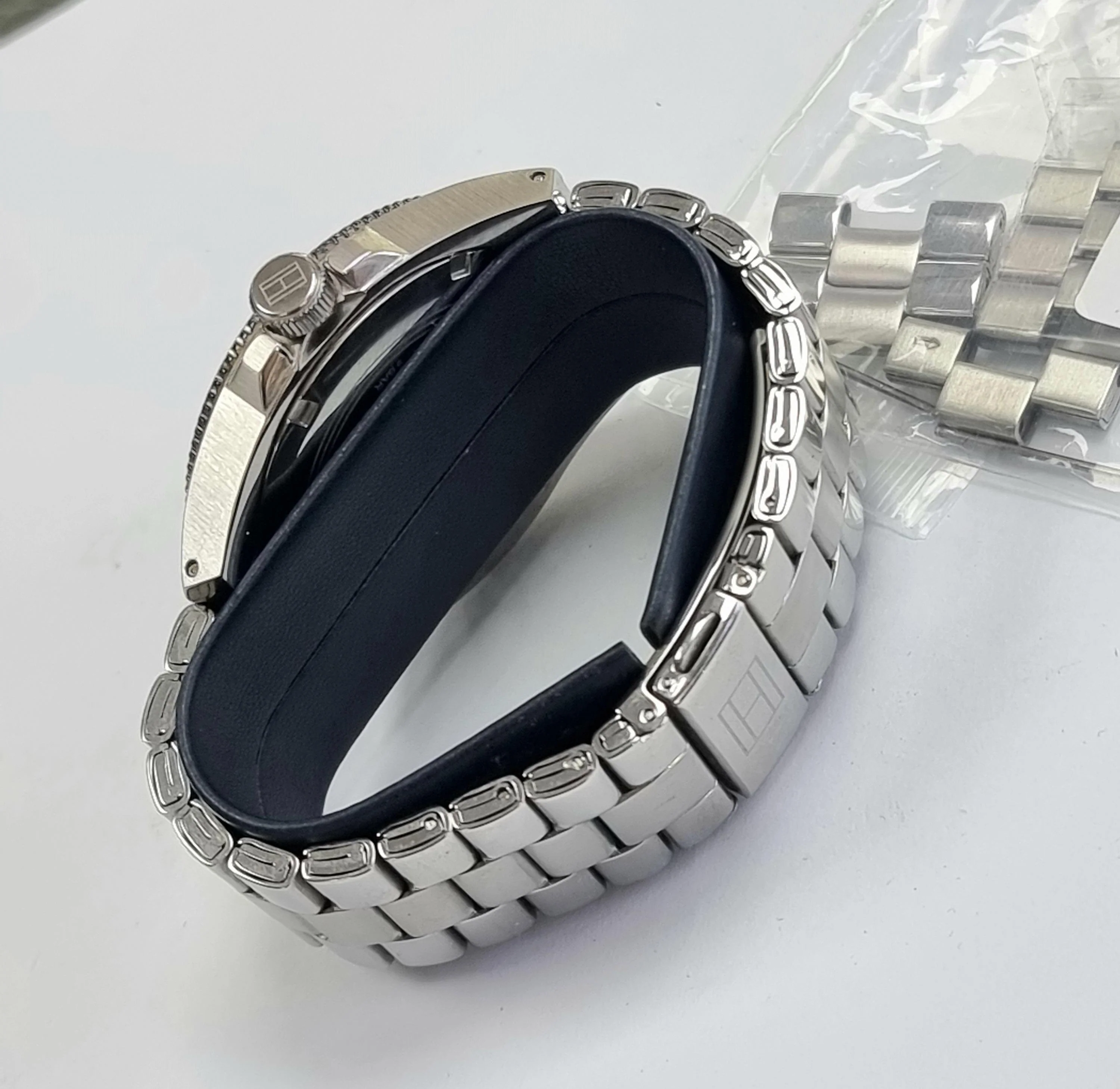 Tommy Hilfiger Riley Watch - Image 4