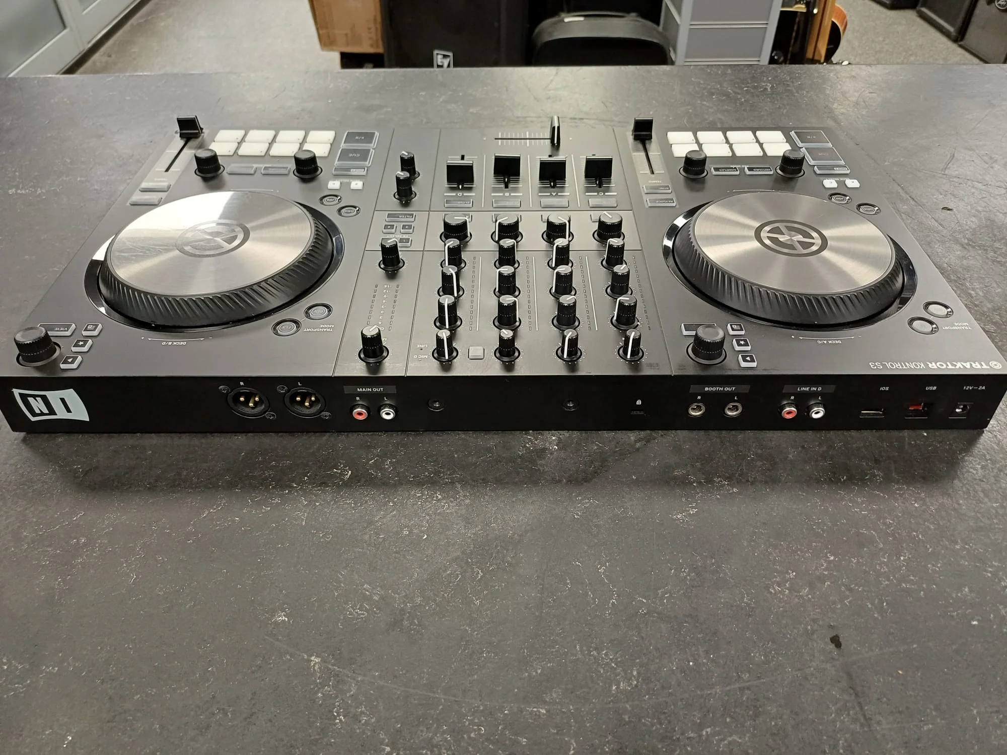 Traktor Kontrol S3 - Image 4
