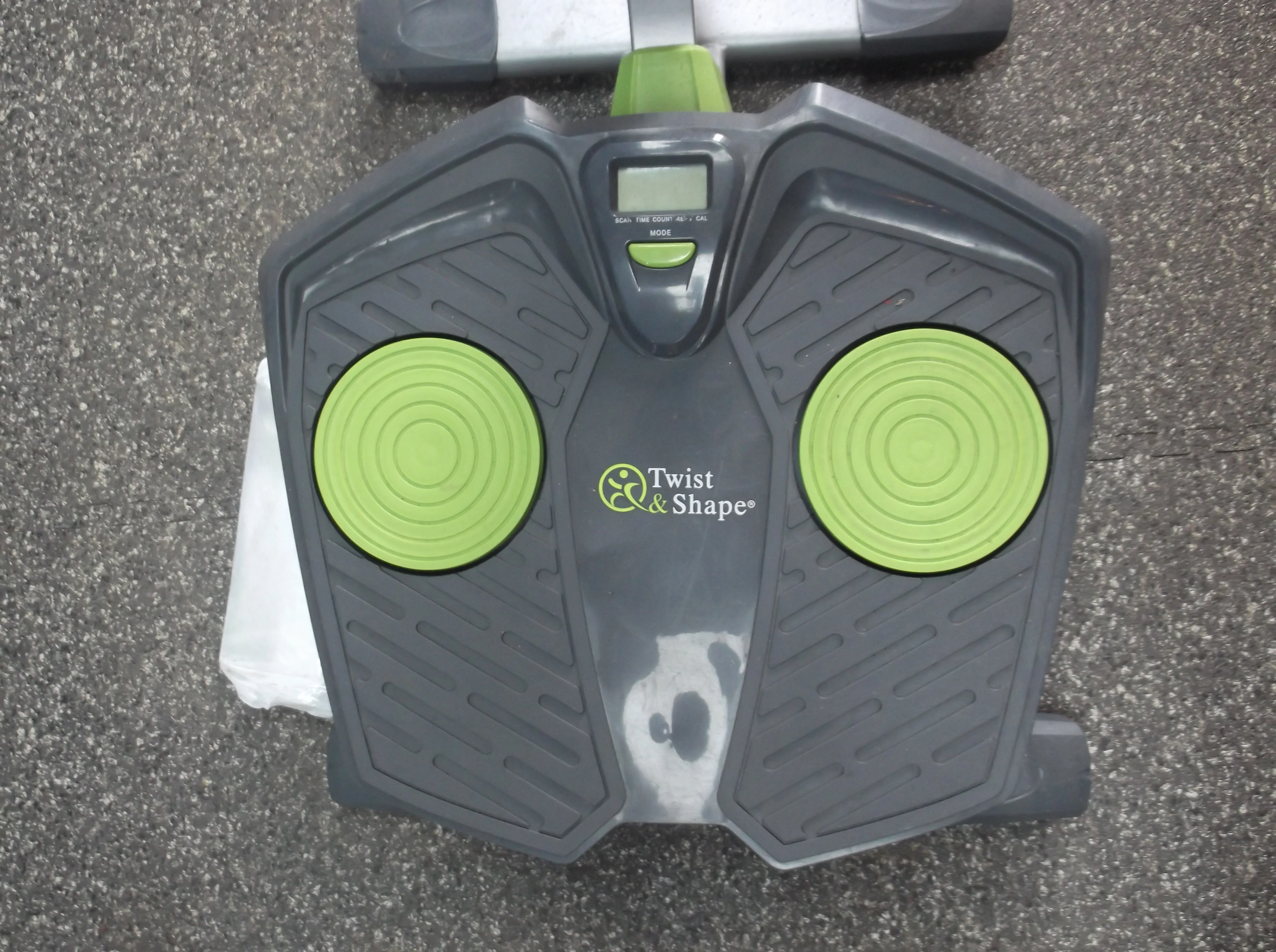 Twist and Shape Exercise Machine - Image 2