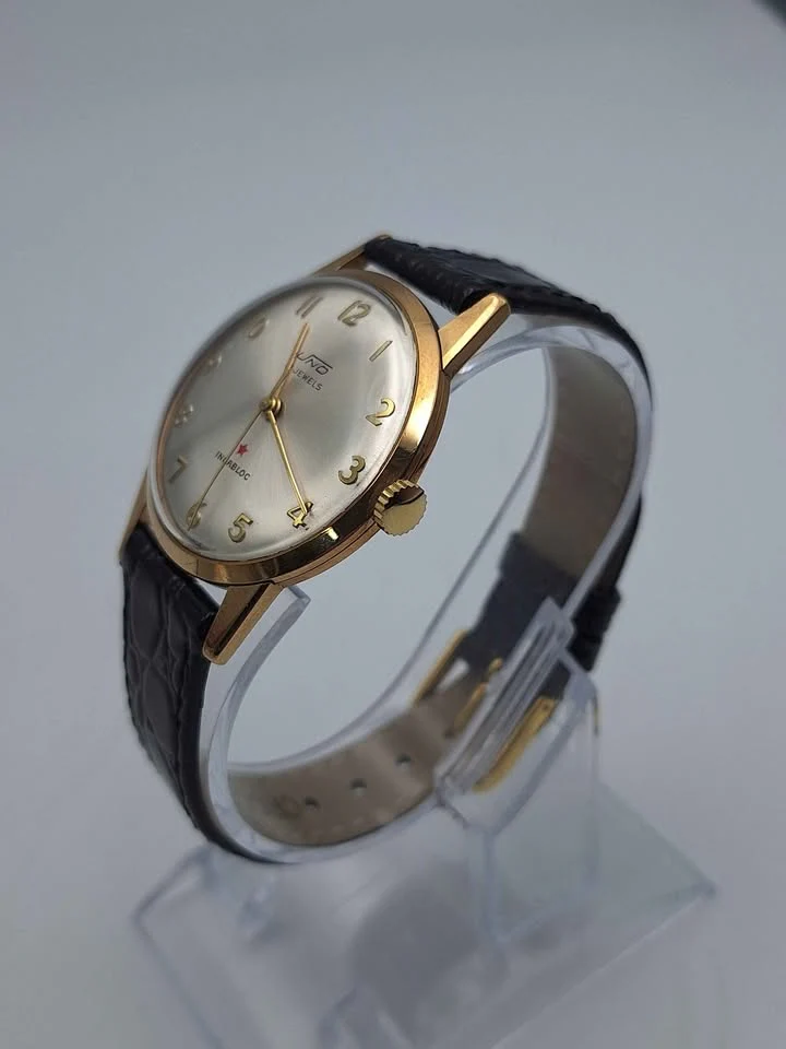 Uno Incabloc Red Star Vintage Manual Wind Up Watch With 9ct Case - Approx 6 Grams - Unboxed - Image 2
