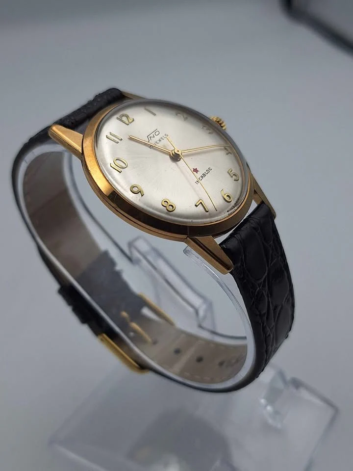 Uno Incabloc Red Star Vintage Manual Wind Up Watch With 9ct Case - Approx 6 Grams - Unboxed - Image 3