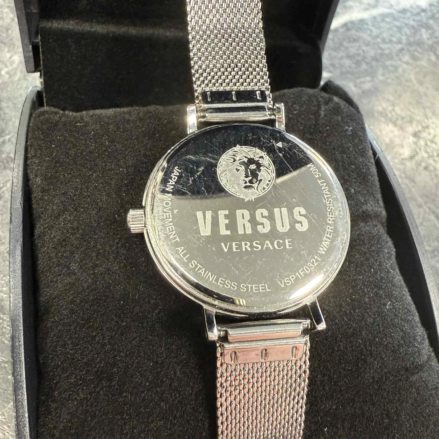 Versus Versace Women's Watch Wristwatch VSP1F0321 Mar Vista IP Silver Mesh - Image 2