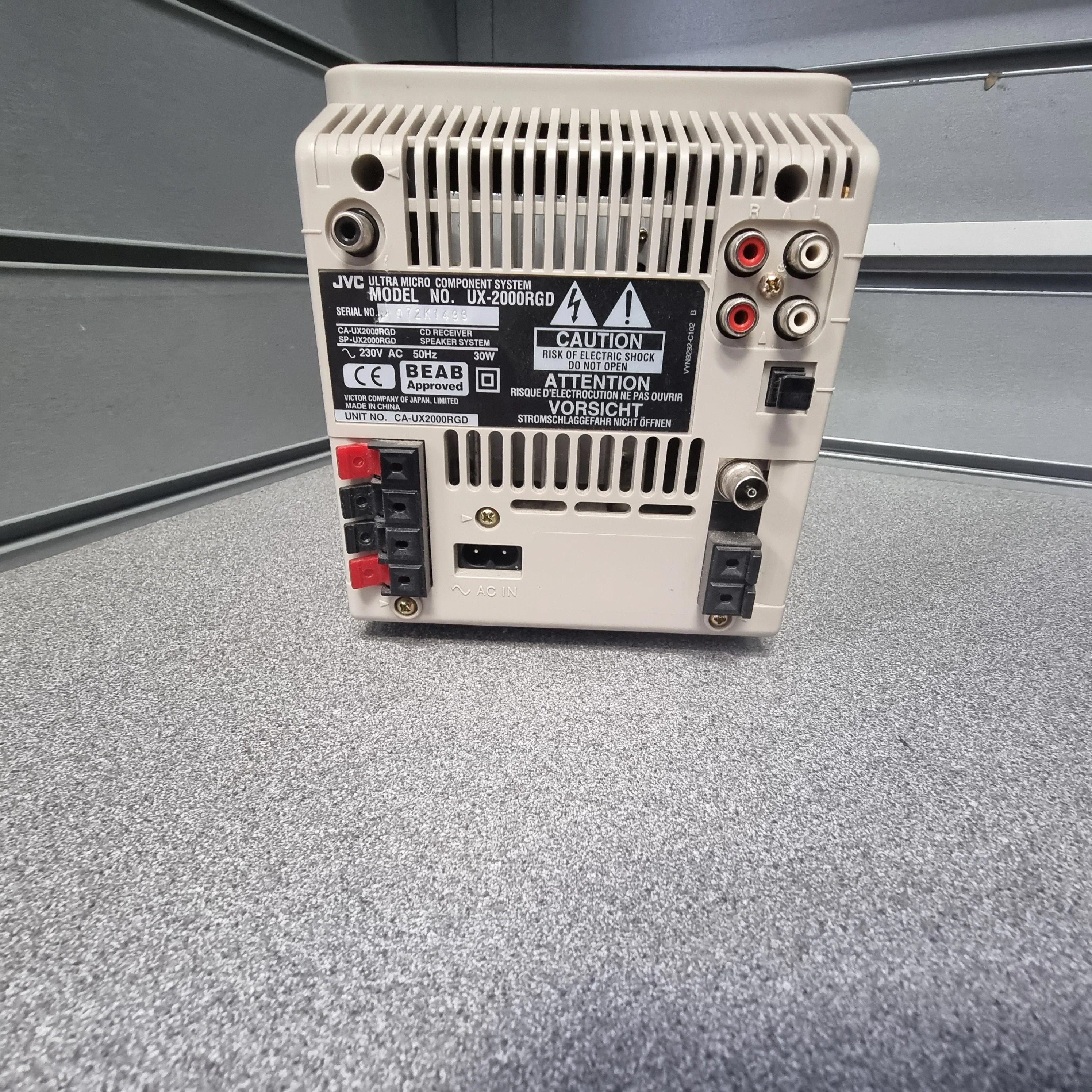 Vintage JVC UX-2000R Ultra Micro Component System - 4 Ohm Cherry Wood Speakers - Image 3