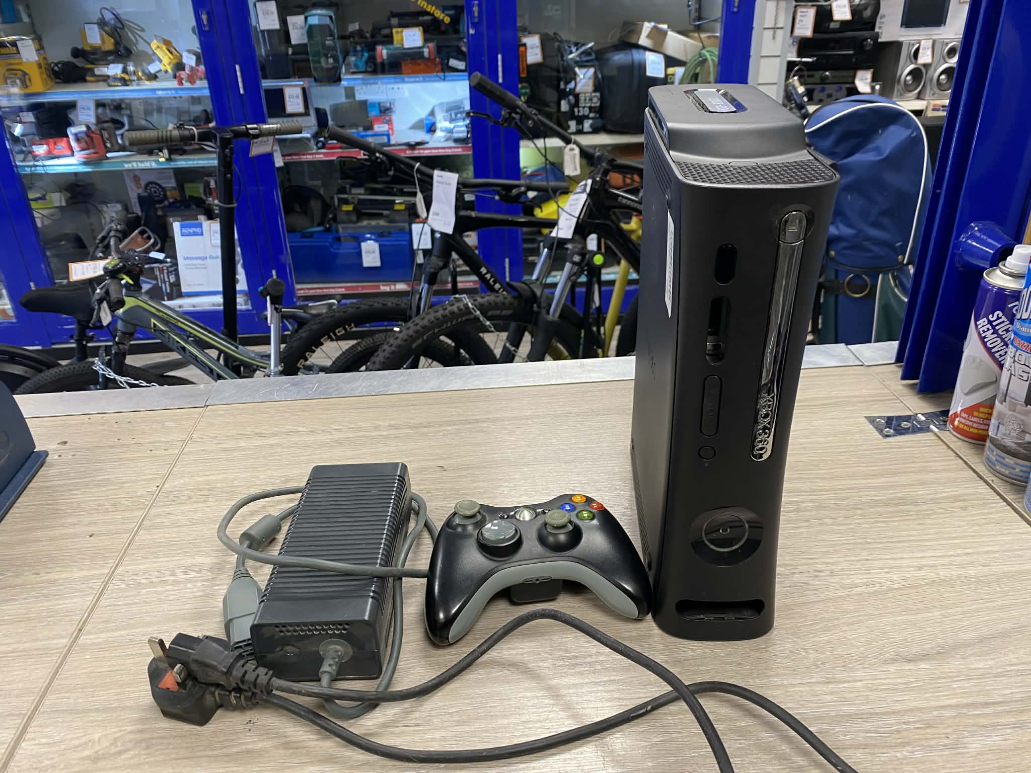 XBOX 360 120GB GRADE C