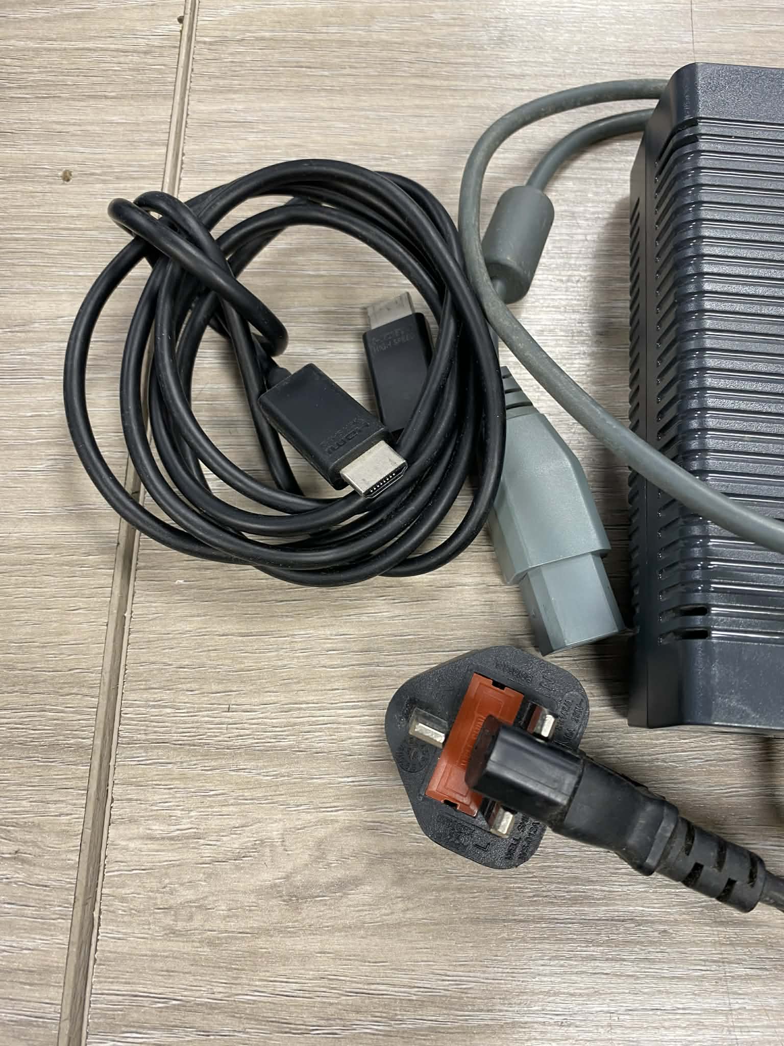 XBOX 360 120GB GRADE C - Image 4