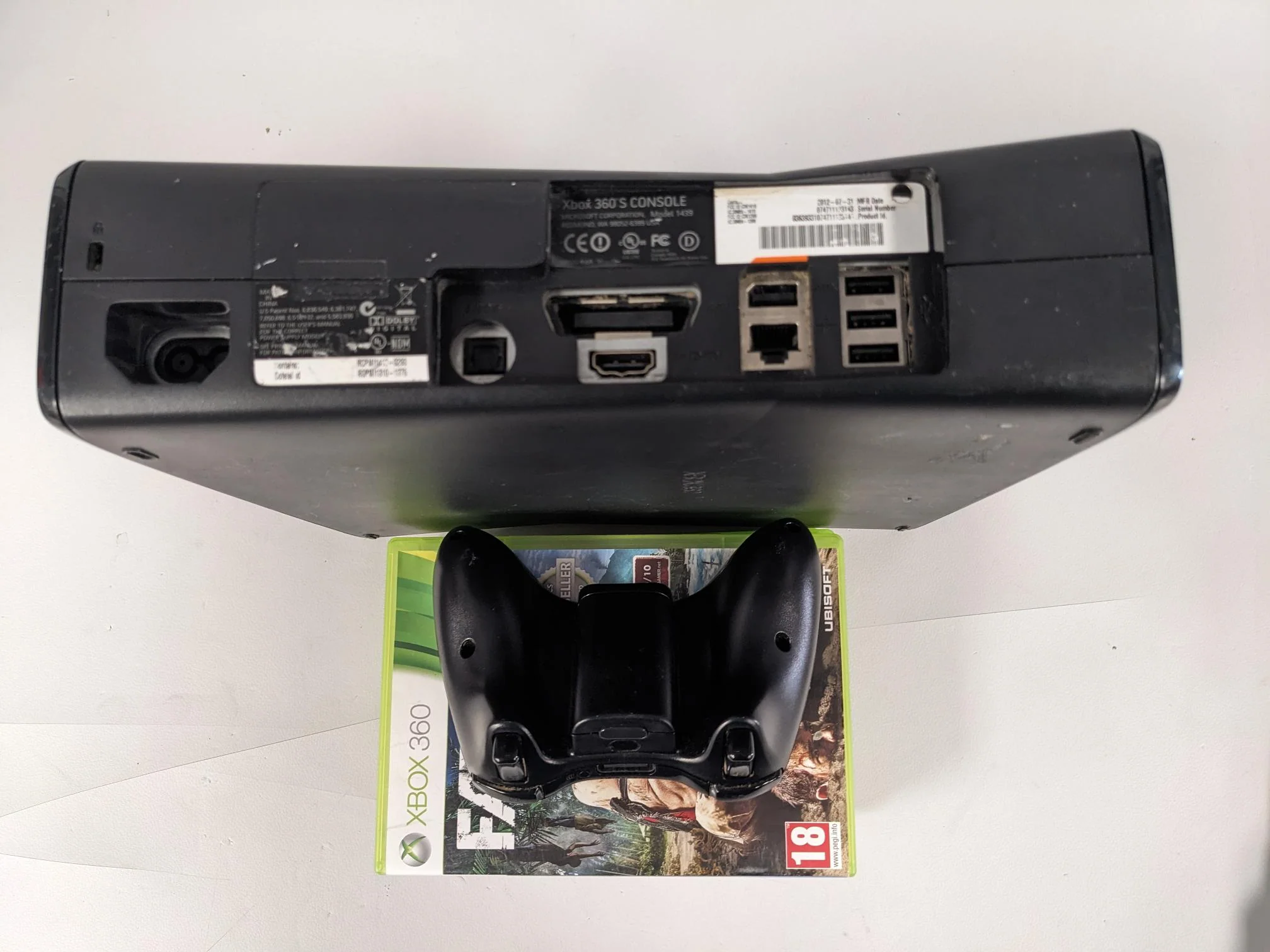 Xbox 360 S Matte Black cosnole with controller + 5 Games Bundle - Image 4