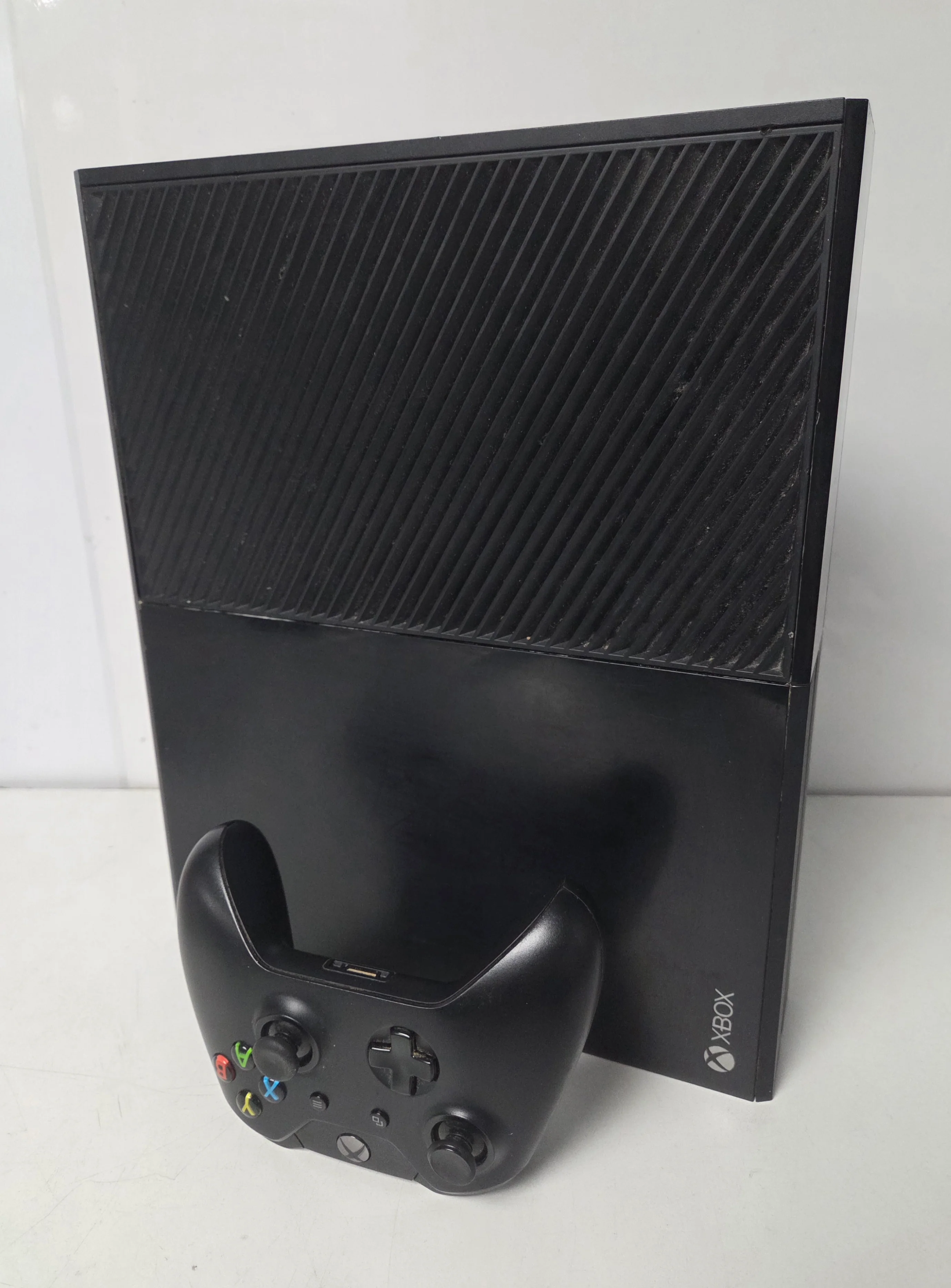 Xbox One 500GB Console & 2 Games - Image 2
