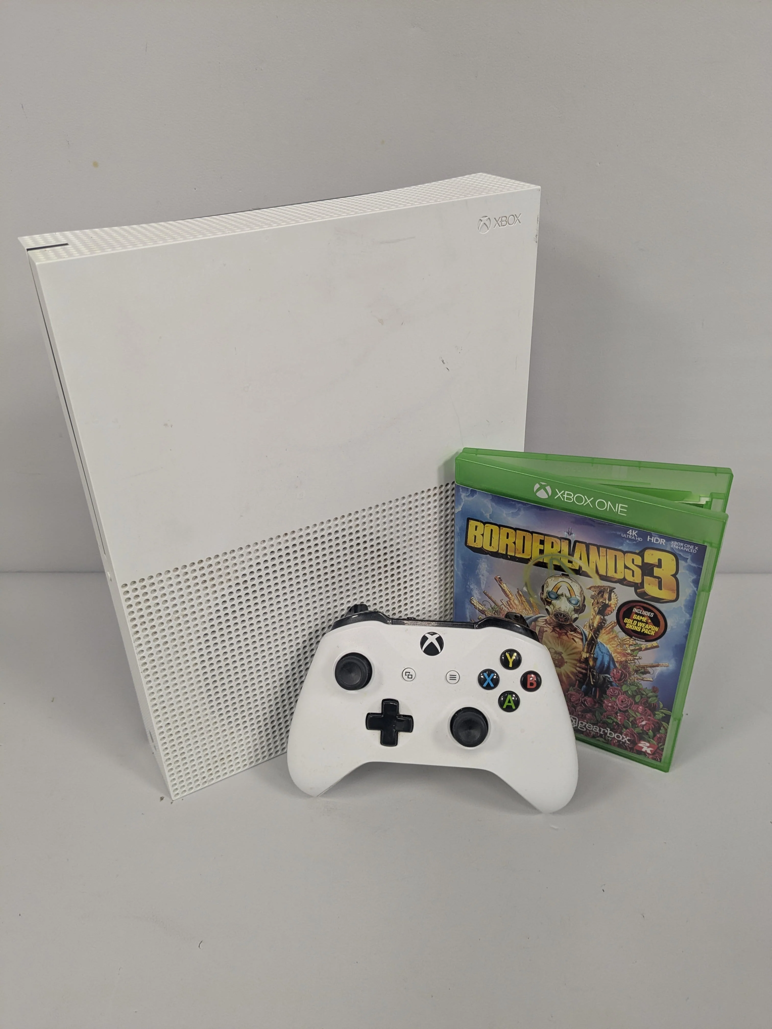 Xbox One S Console, 1TB Boarderlands 3 Package - Image 2