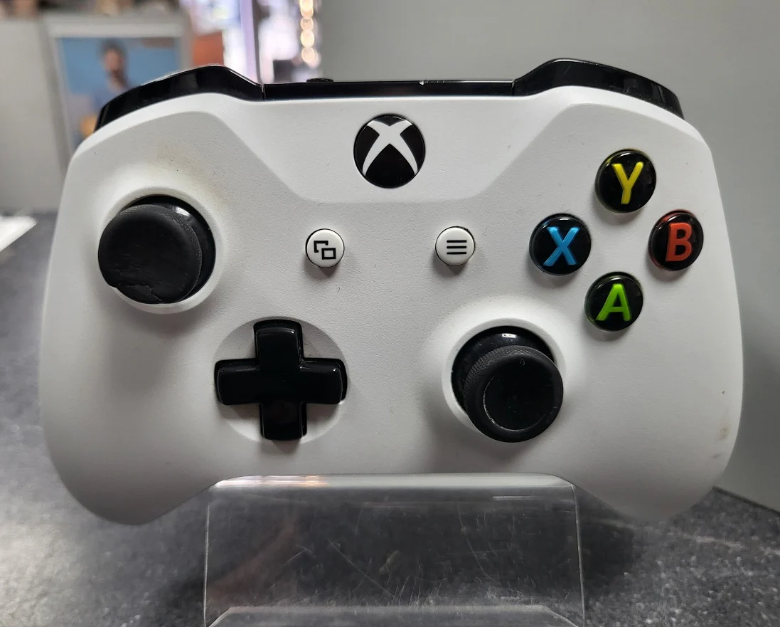 Xbox One S Console - 500GB - White - With Controller - Unboxed - Image 2