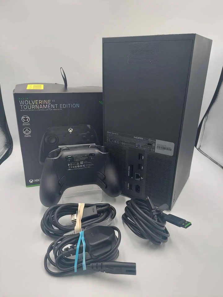 Xbox Series X Console, 1TB, Black, Boxed With Razer Wolverine Tournament Edition Pad, Boxed - Image 4