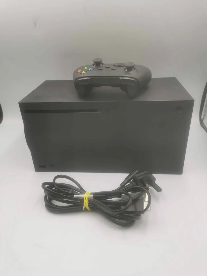 Xbox Series X Console 1TB Black Unboxed with 1 Controller(Missing back cover) and power cables - Image 3
