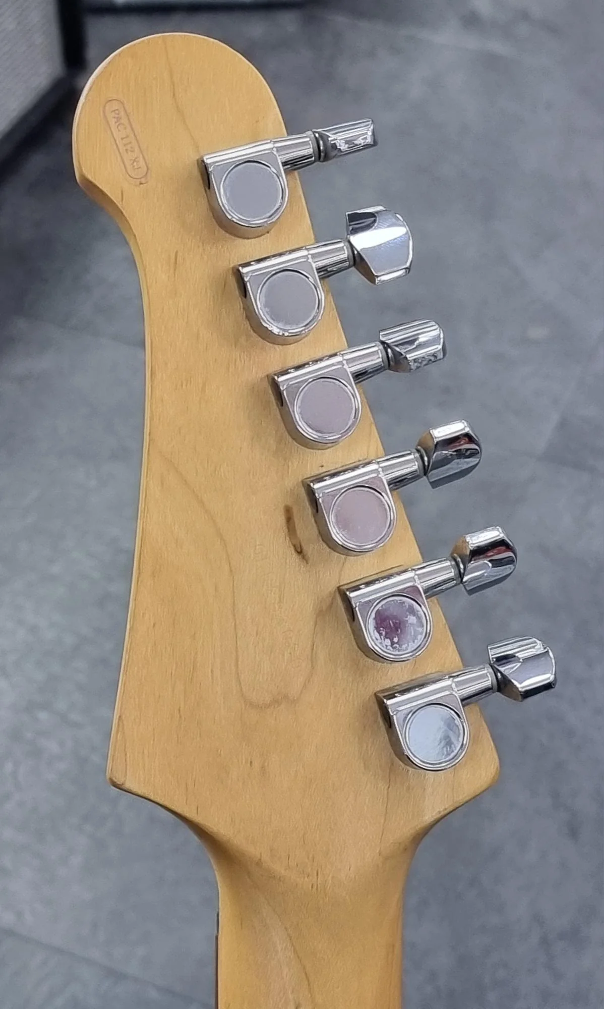 Yamaha Pacifica 112XJ 2000s Natural - Image 4