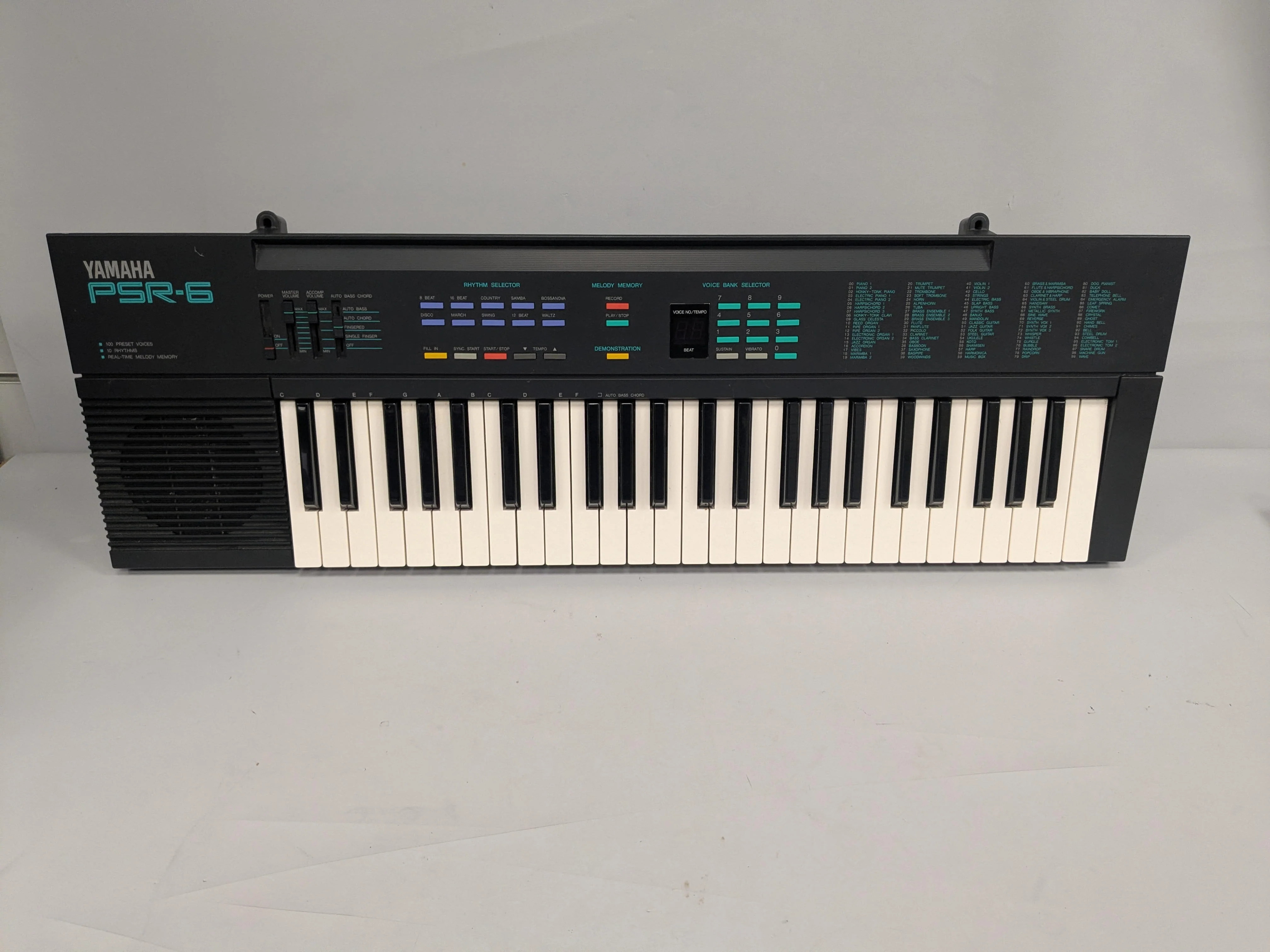 Yamaha Psr-6 Portasound Keyboard Synthesizer 49-key