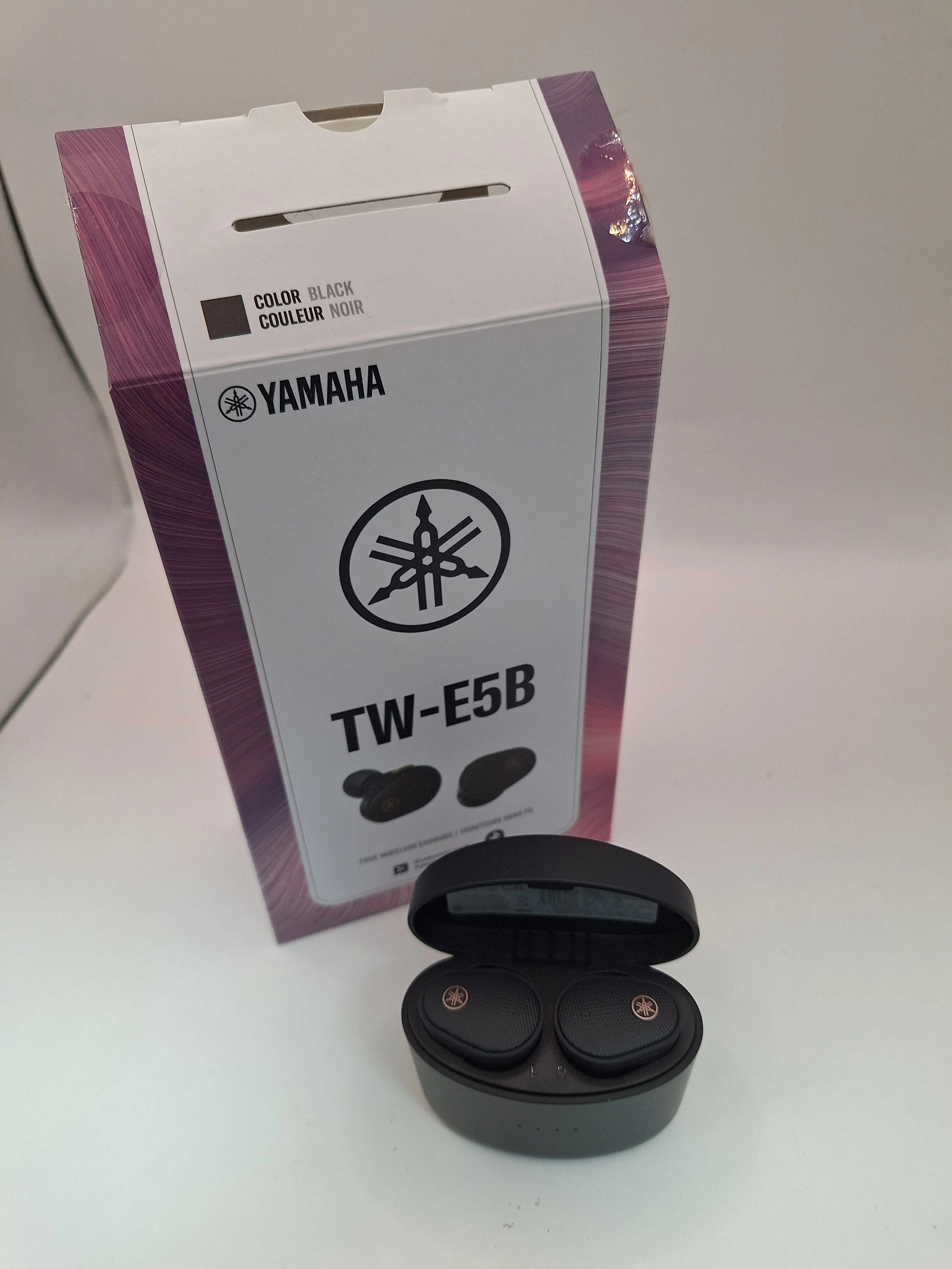 Yamaha TW-E5B TWS In-Ear Earbuds - Black, - Image 2