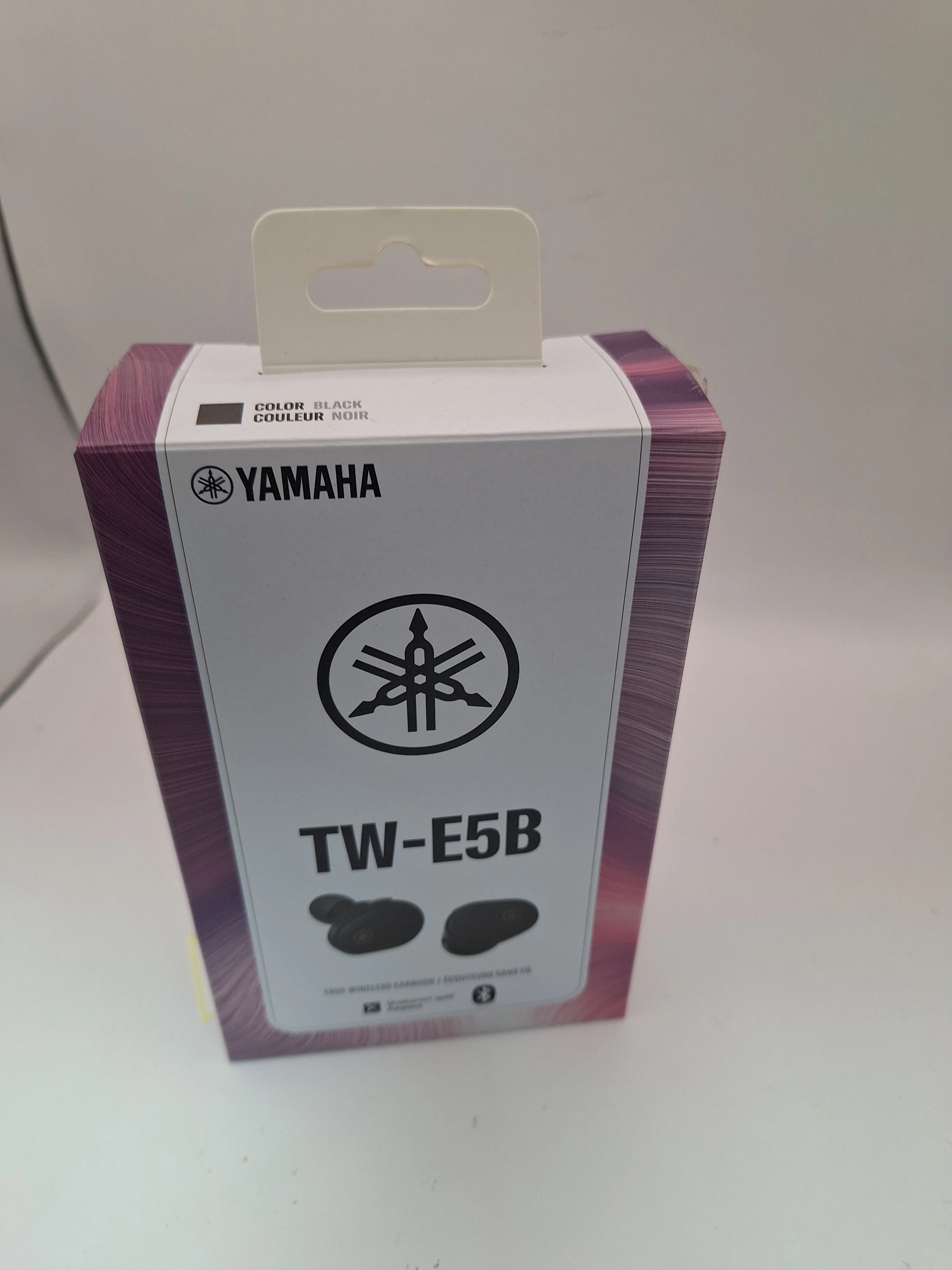 Yamaha TW-E5B TWS In-Ear Earbuds - Black, - Image 3